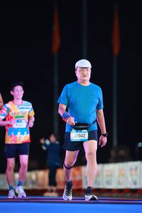 BIB: 4340, 42842
                            <button type="button" onclick="openModal(20009984)" class="btn btn-primary btn-sm float-right btn-popup" data-toggle="modal" data-target=".modal-high-quality">
                        <i class="fas fa-shopping-cart"></i> Add to Cart
                    </button>
                                            <button type="button" onclick="isThisMe(20009984, true)" class="btn btn-success btn-sm float-right btn-popup btn-isme hidden" data-toggle="tooltip" data-placement="bottom" title="นี่คือรูปของคุณใช่ไหม คลิกที่นี่เพื่อเอาเข้าอัลบั้ม">
                        <i class="fas fa-plus"></i> Add to album
                    </button>
                    <button type="button" onclick="isThisMe(20009984, false)" class="btn btn-warning btn-sm float-right btn-popup btn-isnotme hidden">
                        <i class="fas fa-ban"></i> Remove from album
                    </button>