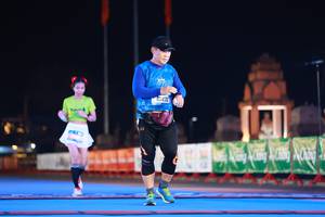 BIB: 43471
                            <button type="button" onclick="openModal(19959156)" class="btn btn-primary btn-sm float-right btn-popup" data-toggle="modal" data-target=".modal-high-quality">
                        <i class="fas fa-shopping-cart"></i> Add to Cart
                    </button>
                                            <button type="button" onclick="isThisMe(19959156, true)" class="btn btn-success btn-sm float-right btn-popup btn-isme hidden" data-toggle="tooltip" data-placement="bottom" title="นี่คือรูปของคุณใช่ไหม คลิกที่นี่เพื่อเอาเข้าอัลบั้ม">
                        <i class="fas fa-plus"></i> Add to album
                    </button>
                    <button type="button" onclick="isThisMe(19959156, false)" class="btn btn-warning btn-sm float-right btn-popup btn-isnotme hidden">
                        <i class="fas fa-ban"></i> Remove from album
                    </button>