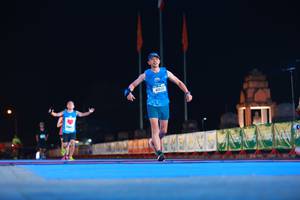 BIB: 40533
                            <button type="button" onclick="openModal(19946820)" class="btn btn-primary btn-sm float-right btn-popup" data-toggle="modal" data-target=".modal-high-quality">
                        <i class="fas fa-shopping-cart"></i> Add to Cart
                    </button>
                                            <button type="button" onclick="isThisMe(19946820, true)" class="btn btn-success btn-sm float-right btn-popup btn-isme hidden" data-toggle="tooltip" data-placement="bottom" title="นี่คือรูปของคุณใช่ไหม คลิกที่นี่เพื่อเอาเข้าอัลบั้ม">
                        <i class="fas fa-plus"></i> Add to album
                    </button>
                    <button type="button" onclick="isThisMe(19946820, false)" class="btn btn-warning btn-sm float-right btn-popup btn-isnotme hidden">
                        <i class="fas fa-ban"></i> Remove from album
                    </button>