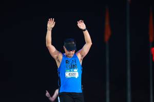 BIB: 43219
                            <button type="button" onclick="openModal(19967691)" class="btn btn-primary btn-sm float-right btn-popup" data-toggle="modal" data-target=".modal-high-quality">
                        <i class="fas fa-shopping-cart"></i> Add to Cart
                    </button>
                                            <button type="button" onclick="isThisMe(19967691, true)" class="btn btn-success btn-sm float-right btn-popup btn-isme hidden" data-toggle="tooltip" data-placement="bottom" title="นี่คือรูปของคุณใช่ไหม คลิกที่นี่เพื่อเอาเข้าอัลบั้ม">
                        <i class="fas fa-plus"></i> Add to album
                    </button>
                    <button type="button" onclick="isThisMe(19967691, false)" class="btn btn-warning btn-sm float-right btn-popup btn-isnotme hidden">
                        <i class="fas fa-ban"></i> Remove from album
                    </button>