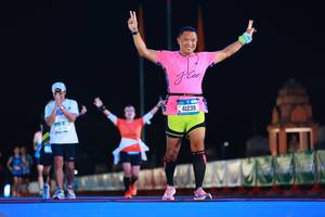 BIB: 41239
                            <button type="button" onclick="openModal(19947592)" class="btn btn-primary btn-sm float-right btn-popup" data-toggle="modal" data-target=".modal-high-quality">
                        <i class="fas fa-shopping-cart"></i> Add to Cart
                    </button>
                                            <button type="button" onclick="isThisMe(19947592, true)" class="btn btn-success btn-sm float-right btn-popup btn-isme hidden" data-toggle="tooltip" data-placement="bottom" title="นี่คือรูปของคุณใช่ไหม คลิกที่นี่เพื่อเอาเข้าอัลบั้ม">
                        <i class="fas fa-plus"></i> Add to album
                    </button>
                    <button type="button" onclick="isThisMe(19947592, false)" class="btn btn-warning btn-sm float-right btn-popup btn-isnotme hidden">
                        <i class="fas fa-ban"></i> Remove from album
                    </button>