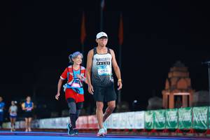 BIB: 400
                            <button type="button" onclick="openModal(19968679)" class="btn btn-primary btn-sm float-right btn-popup" data-toggle="modal" data-target=".modal-high-quality">
                        <i class="fas fa-shopping-cart"></i> Add to Cart
                    </button>
                                            <button type="button" onclick="isThisMe(19968679, true)" class="btn btn-success btn-sm float-right btn-popup btn-isme hidden" data-toggle="tooltip" data-placement="bottom" title="นี่คือรูปของคุณใช่ไหม คลิกที่นี่เพื่อเอาเข้าอัลบั้ม">
                        <i class="fas fa-plus"></i> Add to album
                    </button>
                    <button type="button" onclick="isThisMe(19968679, false)" class="btn btn-warning btn-sm float-right btn-popup btn-isnotme hidden">
                        <i class="fas fa-ban"></i> Remove from album
                    </button>