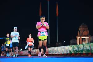 BIB: 4123
                            <button type="button" onclick="openModal(19947462)" class="btn btn-primary btn-sm float-right btn-popup" data-toggle="modal" data-target=".modal-high-quality">
                        <i class="fas fa-shopping-cart"></i> Add to Cart
                    </button>
                                            <button type="button" onclick="isThisMe(19947462, true)" class="btn btn-success btn-sm float-right btn-popup btn-isme hidden" data-toggle="tooltip" data-placement="bottom" title="นี่คือรูปของคุณใช่ไหม คลิกที่นี่เพื่อเอาเข้าอัลบั้ม">
                        <i class="fas fa-plus"></i> Add to album
                    </button>
                    <button type="button" onclick="isThisMe(19947462, false)" class="btn btn-warning btn-sm float-right btn-popup btn-isnotme hidden">
                        <i class="fas fa-ban"></i> Remove from album
                    </button>