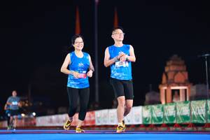 BIB: 507, 410
                            <button type="button" onclick="openModal(19964839)" class="btn btn-primary btn-sm float-right btn-popup" data-toggle="modal" data-target=".modal-high-quality">
                        <i class="fas fa-shopping-cart"></i> Add to Cart
                    </button>
                                            <button type="button" onclick="isThisMe(19964839, true)" class="btn btn-success btn-sm float-right btn-popup btn-isme hidden" data-toggle="tooltip" data-placement="bottom" title="นี่คือรูปของคุณใช่ไหม คลิกที่นี่เพื่อเอาเข้าอัลบั้ม">
                        <i class="fas fa-plus"></i> Add to album
                    </button>
                    <button type="button" onclick="isThisMe(19964839, false)" class="btn btn-warning btn-sm float-right btn-popup btn-isnotme hidden">
                        <i class="fas fa-ban"></i> Remove from album
                    </button>