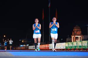 BIB: 4161
                            <button type="button" onclick="openModal(19950604)" class="btn btn-primary btn-sm float-right btn-popup" data-toggle="modal" data-target=".modal-high-quality">
                        <i class="fas fa-shopping-cart"></i> Add to Cart
                    </button>
                                            <button type="button" onclick="isThisMe(19950604, true)" class="btn btn-success btn-sm float-right btn-popup btn-isme hidden" data-toggle="tooltip" data-placement="bottom" title="นี่คือรูปของคุณใช่ไหม คลิกที่นี่เพื่อเอาเข้าอัลบั้ม">
                        <i class="fas fa-plus"></i> Add to album
                    </button>
                    <button type="button" onclick="isThisMe(19950604, false)" class="btn btn-warning btn-sm float-right btn-popup btn-isnotme hidden">
                        <i class="fas fa-ban"></i> Remove from album
                    </button>