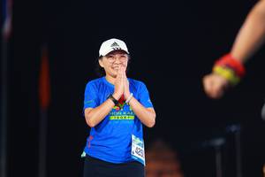 BIB: 100, 425
                            <button type="button" onclick="openModal(19965222)" class="btn btn-primary btn-sm float-right btn-popup" data-toggle="modal" data-target=".modal-high-quality">
                        <i class="fas fa-shopping-cart"></i> Add to Cart
                    </button>
                                            <button type="button" onclick="isThisMe(19965222, true)" class="btn btn-success btn-sm float-right btn-popup btn-isme hidden" data-toggle="tooltip" data-placement="bottom" title="นี่คือรูปของคุณใช่ไหม คลิกที่นี่เพื่อเอาเข้าอัลบั้ม">
                        <i class="fas fa-plus"></i> Add to album
                    </button>
                    <button type="button" onclick="isThisMe(19965222, false)" class="btn btn-warning btn-sm float-right btn-popup btn-isnotme hidden">
                        <i class="fas fa-ban"></i> Remove from album
                    </button>