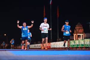 BIB: 3709
                            <button type="button" onclick="openModal(19951541)" class="btn btn-primary btn-sm float-right btn-popup" data-toggle="modal" data-target=".modal-high-quality">
                        <i class="fas fa-shopping-cart"></i> Add to Cart
                    </button>
                                            <button type="button" onclick="isThisMe(19951541, true)" class="btn btn-success btn-sm float-right btn-popup btn-isme hidden" data-toggle="tooltip" data-placement="bottom" title="นี่คือรูปของคุณใช่ไหม คลิกที่นี่เพื่อเอาเข้าอัลบั้ม">
                        <i class="fas fa-plus"></i> Add to album
                    </button>
                    <button type="button" onclick="isThisMe(19951541, false)" class="btn btn-warning btn-sm float-right btn-popup btn-isnotme hidden">
                        <i class="fas fa-ban"></i> Remove from album
                    </button>