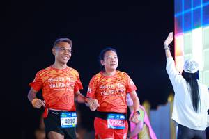 BIB: 40190, 77469
                            <button type="button" onclick="openModal(19971115)" class="btn btn-primary btn-sm float-right btn-popup" data-toggle="modal" data-target=".modal-high-quality">
                        <i class="fas fa-shopping-cart"></i> Add to Cart
                    </button>
                                            <button type="button" onclick="isThisMe(19971115, true)" class="btn btn-success btn-sm float-right btn-popup btn-isme hidden" data-toggle="tooltip" data-placement="bottom" title="นี่คือรูปของคุณใช่ไหม คลิกที่นี่เพื่อเอาเข้าอัลบั้ม">
                        <i class="fas fa-plus"></i> Add to album
                    </button>
                    <button type="button" onclick="isThisMe(19971115, false)" class="btn btn-warning btn-sm float-right btn-popup btn-isnotme hidden">
                        <i class="fas fa-ban"></i> Remove from album
                    </button>