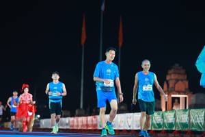 BIB: 42184
                            <button type="button" onclick="openModal(19967359)" class="btn btn-primary btn-sm float-right btn-popup" data-toggle="modal" data-target=".modal-high-quality">
                        <i class="fas fa-shopping-cart"></i> Add to Cart
                    </button>
                                            <button type="button" onclick="isThisMe(19967359, true)" class="btn btn-success btn-sm float-right btn-popup btn-isme hidden" data-toggle="tooltip" data-placement="bottom" title="นี่คือรูปของคุณใช่ไหม คลิกที่นี่เพื่อเอาเข้าอัลบั้ม">
                        <i class="fas fa-plus"></i> Add to album
                    </button>
                    <button type="button" onclick="isThisMe(19967359, false)" class="btn btn-warning btn-sm float-right btn-popup btn-isnotme hidden">
                        <i class="fas fa-ban"></i> Remove from album
                    </button>