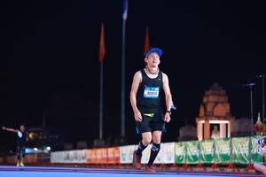 BIB: 40958
                            <button type="button" onclick="openModal(19966082)" class="btn btn-primary btn-sm float-right btn-popup" data-toggle="modal" data-target=".modal-high-quality">
                        <i class="fas fa-shopping-cart"></i> Add to Cart
                    </button>
                                            <button type="button" onclick="isThisMe(19966082, true)" class="btn btn-success btn-sm float-right btn-popup btn-isme hidden" data-toggle="tooltip" data-placement="bottom" title="นี่คือรูปของคุณใช่ไหม คลิกที่นี่เพื่อเอาเข้าอัลบั้ม">
                        <i class="fas fa-plus"></i> Add to album
                    </button>
                    <button type="button" onclick="isThisMe(19966082, false)" class="btn btn-warning btn-sm float-right btn-popup btn-isnotme hidden">
                        <i class="fas fa-ban"></i> Remove from album
                    </button>