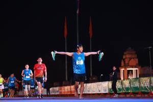 BIB: 423
                            <button type="button" onclick="openModal(19962538)" class="btn btn-primary btn-sm float-right btn-popup" data-toggle="modal" data-target=".modal-high-quality">
                        <i class="fas fa-shopping-cart"></i> Add to Cart
                    </button>
                                            <button type="button" onclick="isThisMe(19962538, true)" class="btn btn-success btn-sm float-right btn-popup btn-isme hidden" data-toggle="tooltip" data-placement="bottom" title="นี่คือรูปของคุณใช่ไหม คลิกที่นี่เพื่อเอาเข้าอัลบั้ม">
                        <i class="fas fa-plus"></i> Add to album
                    </button>
                    <button type="button" onclick="isThisMe(19962538, false)" class="btn btn-warning btn-sm float-right btn-popup btn-isnotme hidden">
                        <i class="fas fa-ban"></i> Remove from album
                    </button>