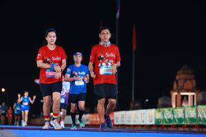 BIB: 46019, 41879, 3405
                            <button type="button" onclick="openModal(19969904)" class="btn btn-primary btn-sm float-right btn-popup" data-toggle="modal" data-target=".modal-high-quality">
                        <i class="fas fa-shopping-cart"></i> Add to Cart
                    </button>
                                            <button type="button" onclick="isThisMe(19969904, true)" class="btn btn-success btn-sm float-right btn-popup btn-isme hidden" data-toggle="tooltip" data-placement="bottom" title="นี่คือรูปของคุณใช่ไหม คลิกที่นี่เพื่อเอาเข้าอัลบั้ม">
                        <i class="fas fa-plus"></i> Add to album
                    </button>
                    <button type="button" onclick="isThisMe(19969904, false)" class="btn btn-warning btn-sm float-right btn-popup btn-isnotme hidden">
                        <i class="fas fa-ban"></i> Remove from album
                    </button>