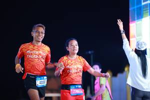 BIB: 40190, 77469
                            <button type="button" onclick="openModal(19971104)" class="btn btn-primary btn-sm float-right btn-popup" data-toggle="modal" data-target=".modal-high-quality">
                        <i class="fas fa-shopping-cart"></i> Add to Cart
                    </button>
                                            <button type="button" onclick="isThisMe(19971104, true)" class="btn btn-success btn-sm float-right btn-popup btn-isme hidden" data-toggle="tooltip" data-placement="bottom" title="นี่คือรูปของคุณใช่ไหม คลิกที่นี่เพื่อเอาเข้าอัลบั้ม">
                        <i class="fas fa-plus"></i> Add to album
                    </button>
                    <button type="button" onclick="isThisMe(19971104, false)" class="btn btn-warning btn-sm float-right btn-popup btn-isnotme hidden">
                        <i class="fas fa-ban"></i> Remove from album
                    </button>