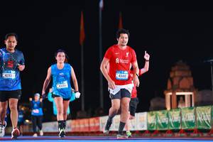 BIB: 4293, 43354, 43410
                            <button type="button" onclick="openModal(19966806)" class="btn btn-primary btn-sm float-right btn-popup" data-toggle="modal" data-target=".modal-high-quality">
                        <i class="fas fa-shopping-cart"></i> Add to Cart
                    </button>
                                            <button type="button" onclick="isThisMe(19966806, true)" class="btn btn-success btn-sm float-right btn-popup btn-isme hidden" data-toggle="tooltip" data-placement="bottom" title="นี่คือรูปของคุณใช่ไหม คลิกที่นี่เพื่อเอาเข้าอัลบั้ม">
                        <i class="fas fa-plus"></i> Add to album
                    </button>
                    <button type="button" onclick="isThisMe(19966806, false)" class="btn btn-warning btn-sm float-right btn-popup btn-isnotme hidden">
                        <i class="fas fa-ban"></i> Remove from album
                    </button>