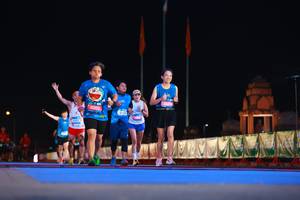 BIB: 
                            <button type="button" onclick="openModal(19968939)" class="btn btn-primary btn-sm float-right btn-popup" data-toggle="modal" data-target=".modal-high-quality">
                        <i class="fas fa-shopping-cart"></i> Add to Cart
                    </button>
                                            <button type="button" onclick="isThisMe(19968939, true)" class="btn btn-success btn-sm float-right btn-popup btn-isme hidden" data-toggle="tooltip" data-placement="bottom" title="นี่คือรูปของคุณใช่ไหม คลิกที่นี่เพื่อเอาเข้าอัลบั้ม">
                        <i class="fas fa-plus"></i> Add to album
                    </button>
                    <button type="button" onclick="isThisMe(19968939, false)" class="btn btn-warning btn-sm float-right btn-popup btn-isnotme hidden">
                        <i class="fas fa-ban"></i> Remove from album
                    </button>