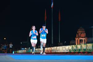 BIB: 463
                            <button type="button" onclick="openModal(19950189)" class="btn btn-primary btn-sm float-right btn-popup" data-toggle="modal" data-target=".modal-high-quality">
                        <i class="fas fa-shopping-cart"></i> Add to Cart
                    </button>
                                            <button type="button" onclick="isThisMe(19950189, true)" class="btn btn-success btn-sm float-right btn-popup btn-isme hidden" data-toggle="tooltip" data-placement="bottom" title="นี่คือรูปของคุณใช่ไหม คลิกที่นี่เพื่อเอาเข้าอัลบั้ม">
                        <i class="fas fa-plus"></i> Add to album
                    </button>
                    <button type="button" onclick="isThisMe(19950189, false)" class="btn btn-warning btn-sm float-right btn-popup btn-isnotme hidden">
                        <i class="fas fa-ban"></i> Remove from album
                    </button>