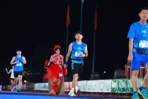 BIB: 41006, 717
                            <button type="button" onclick="openModal(19967564)" class="btn btn-primary btn-sm float-right btn-popup" data-toggle="modal" data-target=".modal-high-quality">
                        <i class="fas fa-shopping-cart"></i> Add to Cart
                    </button>
                                            <button type="button" onclick="isThisMe(19967564, true)" class="btn btn-success btn-sm float-right btn-popup btn-isme hidden" data-toggle="tooltip" data-placement="bottom" title="นี่คือรูปของคุณใช่ไหม คลิกที่นี่เพื่อเอาเข้าอัลบั้ม">
                        <i class="fas fa-plus"></i> Add to album
                    </button>
                    <button type="button" onclick="isThisMe(19967564, false)" class="btn btn-warning btn-sm float-right btn-popup btn-isnotme hidden">
                        <i class="fas fa-ban"></i> Remove from album
                    </button>