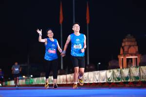 BIB: 46607, 41048
                            <button type="button" onclick="openModal(19964691)" class="btn btn-primary btn-sm float-right btn-popup" data-toggle="modal" data-target=".modal-high-quality">
                        <i class="fas fa-shopping-cart"></i> Add to Cart
                    </button>
                                            <button type="button" onclick="isThisMe(19964691, true)" class="btn btn-success btn-sm float-right btn-popup btn-isme hidden" data-toggle="tooltip" data-placement="bottom" title="นี่คือรูปของคุณใช่ไหม คลิกที่นี่เพื่อเอาเข้าอัลบั้ม">
                        <i class="fas fa-plus"></i> Add to album
                    </button>
                    <button type="button" onclick="isThisMe(19964691, false)" class="btn btn-warning btn-sm float-right btn-popup btn-isnotme hidden">
                        <i class="fas fa-ban"></i> Remove from album
                    </button>