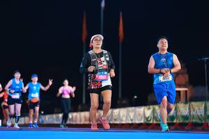 BIB: 4565, 40512
                            <button type="button" onclick="openModal(19971725)" class="btn btn-primary btn-sm float-right btn-popup" data-toggle="modal" data-target=".modal-high-quality">
                        <i class="fas fa-shopping-cart"></i> Add to Cart
                    </button>
                                            <button type="button" onclick="isThisMe(19971725, true)" class="btn btn-success btn-sm float-right btn-popup btn-isme hidden" data-toggle="tooltip" data-placement="bottom" title="นี่คือรูปของคุณใช่ไหม คลิกที่นี่เพื่อเอาเข้าอัลบั้ม">
                        <i class="fas fa-plus"></i> Add to album
                    </button>
                    <button type="button" onclick="isThisMe(19971725, false)" class="btn btn-warning btn-sm float-right btn-popup btn-isnotme hidden">
                        <i class="fas fa-ban"></i> Remove from album
                    </button>