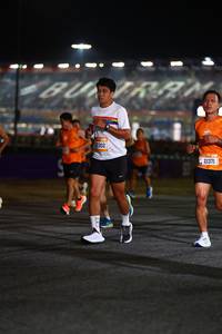 BIB: 22302, 21371
                            <button type="button" onclick="openModal(20135668)" class="btn btn-primary btn-sm float-right btn-popup" data-toggle="modal" data-target=".modal-high-quality">
                        <i class="fas fa-shopping-cart"></i> Add to Cart
                    </button>
                                            <button type="button" onclick="isThisMe(20135668, true)" class="btn btn-success btn-sm float-right btn-popup btn-isme hidden" data-toggle="tooltip" data-placement="bottom" title="นี่คือรูปของคุณใช่ไหม คลิกที่นี่เพื่อเอาเข้าอัลบั้ม">
                        <i class="fas fa-plus"></i> Add to album
                    </button>
                    <button type="button" onclick="isThisMe(20135668, false)" class="btn btn-warning btn-sm float-right btn-popup btn-isnotme hidden">
                        <i class="fas fa-ban"></i> Remove from album
                    </button>