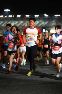 BIB: 24909, 21302, 24901
                            <button type="button" onclick="openModal(20149791)" class="btn btn-primary btn-sm float-right btn-popup" data-toggle="modal" data-target=".modal-high-quality">
                        <i class="fas fa-shopping-cart"></i> Add to Cart
                    </button>
                                            <button type="button" onclick="isThisMe(20149791, true)" class="btn btn-success btn-sm float-right btn-popup btn-isme hidden" data-toggle="tooltip" data-placement="bottom" title="นี่คือรูปของคุณใช่ไหม คลิกที่นี่เพื่อเอาเข้าอัลบั้ม">
                        <i class="fas fa-plus"></i> Add to album
                    </button>
                    <button type="button" onclick="isThisMe(20149791, false)" class="btn btn-warning btn-sm float-right btn-popup btn-isnotme hidden">
                        <i class="fas fa-ban"></i> Remove from album
                    </button>