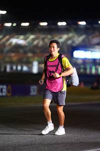 BIB: 1994
                            <button type="button" onclick="openModal(19995840)" class="btn btn-primary btn-sm float-right btn-popup" data-toggle="modal" data-target=".modal-high-quality">
                        <i class="fas fa-shopping-cart"></i> Add to Cart
                    </button>
                                            <button type="button" onclick="isThisMe(19995840, true)" class="btn btn-success btn-sm float-right btn-popup btn-isme hidden" data-toggle="tooltip" data-placement="bottom" title="นี่คือรูปของคุณใช่ไหม คลิกที่นี่เพื่อเอาเข้าอัลบั้ม">
                        <i class="fas fa-plus"></i> Add to album
                    </button>
                    <button type="button" onclick="isThisMe(19995840, false)" class="btn btn-warning btn-sm float-right btn-popup btn-isnotme hidden">
                        <i class="fas fa-ban"></i> Remove from album
                    </button>