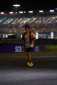 BIB: 
                            <button type="button" onclick="openModal(19987239)" class="btn btn-primary btn-sm float-right btn-popup" data-toggle="modal" data-target=".modal-high-quality">
                        <i class="fas fa-shopping-cart"></i> Add to Cart
                    </button>
                                            <button type="button" onclick="isThisMe(19987239, true)" class="btn btn-success btn-sm float-right btn-popup btn-isme hidden" data-toggle="tooltip" data-placement="bottom" title="นี่คือรูปของคุณใช่ไหม คลิกที่นี่เพื่อเอาเข้าอัลบั้ม">
                        <i class="fas fa-plus"></i> Add to album
                    </button>
                    <button type="button" onclick="isThisMe(19987239, false)" class="btn btn-warning btn-sm float-right btn-popup btn-isnotme hidden">
                        <i class="fas fa-ban"></i> Remove from album
                    </button>