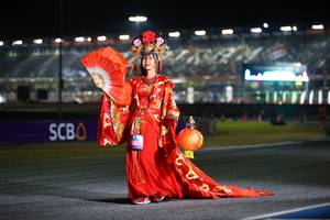 BIB: 1423, 100
                            <button type="button" onclick="openModal(19995331)" class="btn btn-primary btn-sm float-right btn-popup" data-toggle="modal" data-target=".modal-high-quality">
                        <i class="fas fa-shopping-cart"></i> Add to Cart
                    </button>
                                            <button type="button" onclick="isThisMe(19995331, true)" class="btn btn-success btn-sm float-right btn-popup btn-isme hidden" data-toggle="tooltip" data-placement="bottom" title="นี่คือรูปของคุณใช่ไหม คลิกที่นี่เพื่อเอาเข้าอัลบั้ม">
                        <i class="fas fa-plus"></i> Add to album
                    </button>
                    <button type="button" onclick="isThisMe(19995331, false)" class="btn btn-warning btn-sm float-right btn-popup btn-isnotme hidden">
                        <i class="fas fa-ban"></i> Remove from album
                    </button>