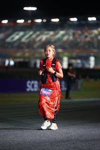 BIB: 45050
                            <button type="button" onclick="openModal(19987147)" class="btn btn-primary btn-sm float-right btn-popup" data-toggle="modal" data-target=".modal-high-quality">
                        <i class="fas fa-shopping-cart"></i> Add to Cart
                    </button>
                                            <button type="button" onclick="isThisMe(19987147, true)" class="btn btn-success btn-sm float-right btn-popup btn-isme hidden" data-toggle="tooltip" data-placement="bottom" title="นี่คือรูปของคุณใช่ไหม คลิกที่นี่เพื่อเอาเข้าอัลบั้ม">
                        <i class="fas fa-plus"></i> Add to album
                    </button>
                    <button type="button" onclick="isThisMe(19987147, false)" class="btn btn-warning btn-sm float-right btn-popup btn-isnotme hidden">
                        <i class="fas fa-ban"></i> Remove from album
                    </button>