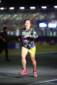 BIB: 4550
                            <button type="button" onclick="openModal(19988403)" class="btn btn-primary btn-sm float-right btn-popup" data-toggle="modal" data-target=".modal-high-quality">
                        <i class="fas fa-shopping-cart"></i> Add to Cart
                    </button>
                                            <button type="button" onclick="isThisMe(19988403, true)" class="btn btn-success btn-sm float-right btn-popup btn-isme hidden" data-toggle="tooltip" data-placement="bottom" title="นี่คือรูปของคุณใช่ไหม คลิกที่นี่เพื่อเอาเข้าอัลบั้ม">
                        <i class="fas fa-plus"></i> Add to album
                    </button>
                    <button type="button" onclick="isThisMe(19988403, false)" class="btn btn-warning btn-sm float-right btn-popup btn-isnotme hidden">
                        <i class="fas fa-ban"></i> Remove from album
                    </button>