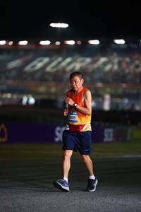 BIB: 6010
                            <button type="button" onclick="openModal(19989717)" class="btn btn-primary btn-sm float-right btn-popup" data-toggle="modal" data-target=".modal-high-quality">
                        <i class="fas fa-shopping-cart"></i> Add to Cart
                    </button>
                                            <button type="button" onclick="isThisMe(19989717, true)" class="btn btn-success btn-sm float-right btn-popup btn-isme hidden" data-toggle="tooltip" data-placement="bottom" title="นี่คือรูปของคุณใช่ไหม คลิกที่นี่เพื่อเอาเข้าอัลบั้ม">
                        <i class="fas fa-plus"></i> Add to album
                    </button>
                    <button type="button" onclick="isThisMe(19989717, false)" class="btn btn-warning btn-sm float-right btn-popup btn-isnotme hidden">
                        <i class="fas fa-ban"></i> Remove from album
                    </button>