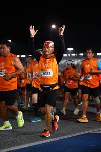 BIB: 996, 821, 21352, 24044
                            <button type="button" onclick="openModal(20127485)" class="btn btn-primary btn-sm float-right btn-popup" data-toggle="modal" data-target=".modal-high-quality">
                        <i class="fas fa-shopping-cart"></i> Add to Cart
                    </button>
                                            <button type="button" onclick="isThisMe(20127485, true)" class="btn btn-success btn-sm float-right btn-popup btn-isme hidden" data-toggle="tooltip" data-placement="bottom" title="นี่คือรูปของคุณใช่ไหม คลิกที่นี่เพื่อเอาเข้าอัลบั้ม">
                        <i class="fas fa-plus"></i> Add to album
                    </button>
                    <button type="button" onclick="isThisMe(20127485, false)" class="btn btn-warning btn-sm float-right btn-popup btn-isnotme hidden">
                        <i class="fas fa-ban"></i> Remove from album
                    </button>