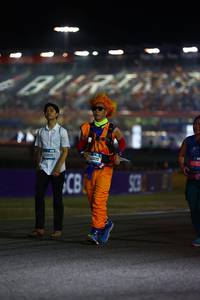 BIB: 43809, 45783
                            <button type="button" onclick="openModal(19984828)" class="btn btn-primary btn-sm float-right btn-popup" data-toggle="modal" data-target=".modal-high-quality">
                        <i class="fas fa-shopping-cart"></i> Add to Cart
                    </button>
                                            <button type="button" onclick="isThisMe(19984828, true)" class="btn btn-success btn-sm float-right btn-popup btn-isme hidden" data-toggle="tooltip" data-placement="bottom" title="นี่คือรูปของคุณใช่ไหม คลิกที่นี่เพื่อเอาเข้าอัลบั้ม">
                        <i class="fas fa-plus"></i> Add to album
                    </button>
                    <button type="button" onclick="isThisMe(19984828, false)" class="btn btn-warning btn-sm float-right btn-popup btn-isnotme hidden">
                        <i class="fas fa-ban"></i> Remove from album
                    </button>