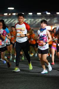 BIB: 0612
                            <button type="button" onclick="openModal(20149851)" class="btn btn-primary btn-sm float-right btn-popup" data-toggle="modal" data-target=".modal-high-quality">
                        <i class="fas fa-shopping-cart"></i> Add to Cart
                    </button>
                                            <button type="button" onclick="isThisMe(20149851, true)" class="btn btn-success btn-sm float-right btn-popup btn-isme hidden" data-toggle="tooltip" data-placement="bottom" title="นี่คือรูปของคุณใช่ไหม คลิกที่นี่เพื่อเอาเข้าอัลบั้ม">
                        <i class="fas fa-plus"></i> Add to album
                    </button>
                    <button type="button" onclick="isThisMe(20149851, false)" class="btn btn-warning btn-sm float-right btn-popup btn-isnotme hidden">
                        <i class="fas fa-ban"></i> Remove from album
                    </button>
