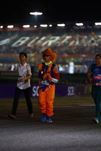 BIB: 80409, 45783
                            <button type="button" onclick="openModal(19984866)" class="btn btn-primary btn-sm float-right btn-popup" data-toggle="modal" data-target=".modal-high-quality">
                        <i class="fas fa-shopping-cart"></i> Add to Cart
                    </button>
                                            <button type="button" onclick="isThisMe(19984866, true)" class="btn btn-success btn-sm float-right btn-popup btn-isme hidden" data-toggle="tooltip" data-placement="bottom" title="นี่คือรูปของคุณใช่ไหม คลิกที่นี่เพื่อเอาเข้าอัลบั้ม">
                        <i class="fas fa-plus"></i> Add to album
                    </button>
                    <button type="button" onclick="isThisMe(19984866, false)" class="btn btn-warning btn-sm float-right btn-popup btn-isnotme hidden">
                        <i class="fas fa-ban"></i> Remove from album
                    </button>