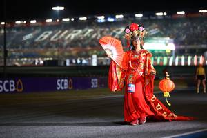 BIB: 
                            <button type="button" onclick="openModal(19993753)" class="btn btn-primary btn-sm float-right btn-popup" data-toggle="modal" data-target=".modal-high-quality">
                        <i class="fas fa-shopping-cart"></i> Add to Cart
                    </button>
                                            <button type="button" onclick="isThisMe(19993753, true)" class="btn btn-success btn-sm float-right btn-popup btn-isme hidden" data-toggle="tooltip" data-placement="bottom" title="นี่คือรูปของคุณใช่ไหม คลิกที่นี่เพื่อเอาเข้าอัลบั้ม">
                        <i class="fas fa-plus"></i> Add to album
                    </button>
                    <button type="button" onclick="isThisMe(19993753, false)" class="btn btn-warning btn-sm float-right btn-popup btn-isnotme hidden">
                        <i class="fas fa-ban"></i> Remove from album
                    </button>