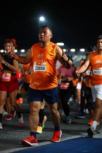 BIB: 5600, 23658, 86210
                            <button type="button" onclick="openModal(20140706)" class="btn btn-primary btn-sm float-right btn-popup" data-toggle="modal" data-target=".modal-high-quality">
                        <i class="fas fa-shopping-cart"></i> Add to Cart
                    </button>
                                            <button type="button" onclick="isThisMe(20140706, true)" class="btn btn-success btn-sm float-right btn-popup btn-isme hidden" data-toggle="tooltip" data-placement="bottom" title="นี่คือรูปของคุณใช่ไหม คลิกที่นี่เพื่อเอาเข้าอัลบั้ม">
                        <i class="fas fa-plus"></i> Add to album
                    </button>
                    <button type="button" onclick="isThisMe(20140706, false)" class="btn btn-warning btn-sm float-right btn-popup btn-isnotme hidden">
                        <i class="fas fa-ban"></i> Remove from album
                    </button>