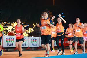 BIB: 77225, 23851, 25292, 24007, 76795
                            <button type="button" onclick="openModal(20479043)" class="btn btn-primary btn-sm float-right btn-popup" data-toggle="modal" data-target=".modal-high-quality">
                        <i class="fas fa-shopping-cart"></i> Add to Cart
                    </button>
                                            <button type="button" onclick="isThisMe(20479043, true)" class="btn btn-success btn-sm float-right btn-popup btn-isme hidden" data-toggle="tooltip" data-placement="bottom" title="นี่คือรูปของคุณใช่ไหม คลิกที่นี่เพื่อเอาเข้าอัลบั้ม">
                        <i class="fas fa-plus"></i> Add to album
                    </button>
                    <button type="button" onclick="isThisMe(20479043, false)" class="btn btn-warning btn-sm float-right btn-popup btn-isnotme hidden">
                        <i class="fas fa-ban"></i> Remove from album
                    </button>
