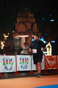 BIB: 100, 1001, 242, 000
                            <button type="button" onclick="openModal(20499029)" class="btn btn-primary btn-sm float-right btn-popup" data-toggle="modal" data-target=".modal-high-quality">
                        <i class="fas fa-shopping-cart"></i> Add to Cart
                    </button>
                                            <button type="button" onclick="isThisMe(20499029, true)" class="btn btn-success btn-sm float-right btn-popup btn-isme hidden" data-toggle="tooltip" data-placement="bottom" title="นี่คือรูปของคุณใช่ไหม คลิกที่นี่เพื่อเอาเข้าอัลบั้ม">
                        <i class="fas fa-plus"></i> Add to album
                    </button>
                    <button type="button" onclick="isThisMe(20499029, false)" class="btn btn-warning btn-sm float-right btn-popup btn-isnotme hidden">
                        <i class="fas fa-ban"></i> Remove from album
                    </button>