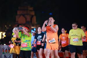 BIB: 27215, 23073, 24282, 27083
                            <button type="button" onclick="openModal(20484703)" class="btn btn-primary btn-sm float-right btn-popup" data-toggle="modal" data-target=".modal-high-quality">
                        <i class="fas fa-shopping-cart"></i> Add to Cart
                    </button>
                                            <button type="button" onclick="isThisMe(20484703, true)" class="btn btn-success btn-sm float-right btn-popup btn-isme hidden" data-toggle="tooltip" data-placement="bottom" title="นี่คือรูปของคุณใช่ไหม คลิกที่นี่เพื่อเอาเข้าอัลบั้ม">
                        <i class="fas fa-plus"></i> Add to album
                    </button>
                    <button type="button" onclick="isThisMe(20484703, false)" class="btn btn-warning btn-sm float-right btn-popup btn-isnotme hidden">
                        <i class="fas fa-ban"></i> Remove from album
                    </button>