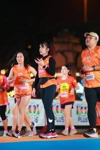 BIB: 2902, 29992, 116
                            <button type="button" onclick="openModal(20386628)" class="btn btn-primary btn-sm float-right btn-popup" data-toggle="modal" data-target=".modal-high-quality">
                        <i class="fas fa-shopping-cart"></i> Add to Cart
                    </button>
                                            <button type="button" onclick="isThisMe(20386628, true)" class="btn btn-success btn-sm float-right btn-popup btn-isme hidden" data-toggle="tooltip" data-placement="bottom" title="นี่คือรูปของคุณใช่ไหม คลิกที่นี่เพื่อเอาเข้าอัลบั้ม">
                        <i class="fas fa-plus"></i> Add to album
                    </button>
                    <button type="button" onclick="isThisMe(20386628, false)" class="btn btn-warning btn-sm float-right btn-popup btn-isnotme hidden">
                        <i class="fas fa-ban"></i> Remove from album
                    </button>