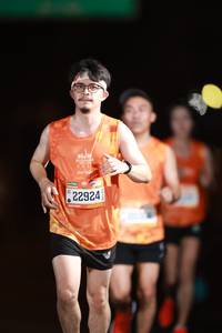 BIB: 201, 22924
                            <button type="button" onclick="openModal(19777478)" class="btn btn-primary btn-sm float-right btn-popup" data-toggle="modal" data-target=".modal-high-quality">
                        <i class="fas fa-shopping-cart"></i> Add to Cart
                    </button>
                                            <button type="button" onclick="isThisMe(19777478, true)" class="btn btn-success btn-sm float-right btn-popup btn-isme hidden" data-toggle="tooltip" data-placement="bottom" title="นี่คือรูปของคุณใช่ไหม คลิกที่นี่เพื่อเอาเข้าอัลบั้ม">
                        <i class="fas fa-plus"></i> Add to album
                    </button>
                    <button type="button" onclick="isThisMe(19777478, false)" class="btn btn-warning btn-sm float-right btn-popup btn-isnotme hidden">
                        <i class="fas fa-ban"></i> Remove from album
                    </button>