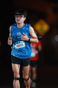 BIB: 2021, 42805
                            <button type="button" onclick="openModal(19810219)" class="btn btn-primary btn-sm float-right btn-popup" data-toggle="modal" data-target=".modal-high-quality">
                        <i class="fas fa-shopping-cart"></i> Add to Cart
                    </button>
                                            <button type="button" onclick="isThisMe(19810219, true)" class="btn btn-success btn-sm float-right btn-popup btn-isme hidden" data-toggle="tooltip" data-placement="bottom" title="นี่คือรูปของคุณใช่ไหม คลิกที่นี่เพื่อเอาเข้าอัลบั้ม">
                        <i class="fas fa-plus"></i> Add to album
                    </button>
                    <button type="button" onclick="isThisMe(19810219, false)" class="btn btn-warning btn-sm float-right btn-popup btn-isnotme hidden">
                        <i class="fas fa-ban"></i> Remove from album
                    </button>