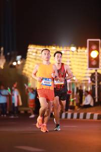 BIB: 41693
                            <button type="button" onclick="openModal(20180184)" class="btn btn-primary btn-sm float-right btn-popup" data-toggle="modal" data-target=".modal-high-quality">
                        <i class="fas fa-shopping-cart"></i> Add to Cart
                    </button>
                                            <button type="button" onclick="isThisMe(20180184, true)" class="btn btn-success btn-sm float-right btn-popup btn-isme hidden" data-toggle="tooltip" data-placement="bottom" title="นี่คือรูปของคุณใช่ไหม คลิกที่นี่เพื่อเอาเข้าอัลบั้ม">
                        <i class="fas fa-plus"></i> Add to album
                    </button>
                    <button type="button" onclick="isThisMe(20180184, false)" class="btn btn-warning btn-sm float-right btn-popup btn-isnotme hidden">
                        <i class="fas fa-ban"></i> Remove from album
                    </button>