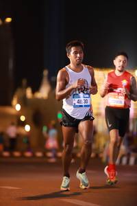 BIB: 415, 20906
                            <button type="button" onclick="openModal(20107035)" class="btn btn-primary btn-sm float-right btn-popup" data-toggle="modal" data-target=".modal-high-quality">
                        <i class="fas fa-shopping-cart"></i> Add to Cart
                    </button>
                                            <button type="button" onclick="isThisMe(20107035, true)" class="btn btn-success btn-sm float-right btn-popup btn-isme hidden" data-toggle="tooltip" data-placement="bottom" title="นี่คือรูปของคุณใช่ไหม คลิกที่นี่เพื่อเอาเข้าอัลบั้ม">
                        <i class="fas fa-plus"></i> Add to album
                    </button>
                    <button type="button" onclick="isThisMe(20107035, false)" class="btn btn-warning btn-sm float-right btn-popup btn-isnotme hidden">
                        <i class="fas fa-ban"></i> Remove from album
                    </button>