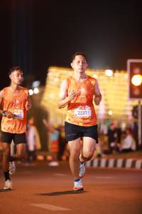 BIB: 095, 22877
                            <button type="button" onclick="openModal(20181787)" class="btn btn-primary btn-sm float-right btn-popup" data-toggle="modal" data-target=".modal-high-quality">
                        <i class="fas fa-shopping-cart"></i> Add to Cart
                    </button>
                                            <button type="button" onclick="isThisMe(20181787, true)" class="btn btn-success btn-sm float-right btn-popup btn-isme hidden" data-toggle="tooltip" data-placement="bottom" title="นี่คือรูปของคุณใช่ไหม คลิกที่นี่เพื่อเอาเข้าอัลบั้ม">
                        <i class="fas fa-plus"></i> Add to album
                    </button>
                    <button type="button" onclick="isThisMe(20181787, false)" class="btn btn-warning btn-sm float-right btn-popup btn-isnotme hidden">
                        <i class="fas fa-ban"></i> Remove from album
                    </button>