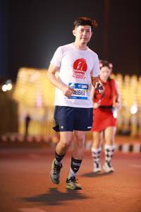 BIB: 41661
                            <button type="button" onclick="openModal(21349016)" class="btn btn-primary btn-sm float-right btn-popup" data-toggle="modal" data-target=".modal-high-quality">
                        <i class="fas fa-shopping-cart"></i> Add to Cart
                    </button>
                                            <button type="button" onclick="isThisMe(21349016, true)" class="btn btn-success btn-sm float-right btn-popup btn-isme hidden" data-toggle="tooltip" data-placement="bottom" title="นี่คือรูปของคุณใช่ไหม คลิกที่นี่เพื่อเอาเข้าอัลบั้ม">
                        <i class="fas fa-plus"></i> Add to album
                    </button>
                    <button type="button" onclick="isThisMe(21349016, false)" class="btn btn-warning btn-sm float-right btn-popup btn-isnotme hidden">
                        <i class="fas fa-ban"></i> Remove from album
                    </button>