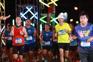 BIB: 42345, 43481, 43334, 41903, 1876, 44018
                            <button type="button" onclick="openModal(19904000)" class="btn btn-primary btn-sm float-right btn-popup" data-toggle="modal" data-target=".modal-high-quality">
                        <i class="fas fa-shopping-cart"></i> Add to Cart
                    </button>
                                            <button type="button" onclick="isThisMe(19904000, true)" class="btn btn-success btn-sm float-right btn-popup btn-isme hidden" data-toggle="tooltip" data-placement="bottom" title="นี่คือรูปของคุณใช่ไหม คลิกที่นี่เพื่อเอาเข้าอัลบั้ม">
                        <i class="fas fa-plus"></i> Add to album
                    </button>
                    <button type="button" onclick="isThisMe(19904000, false)" class="btn btn-warning btn-sm float-right btn-popup btn-isnotme hidden">
                        <i class="fas fa-ban"></i> Remove from album
                    </button>