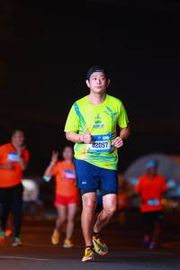 BIB: 42057
                            <button type="button" onclick="openModal(21512215)" class="btn btn-primary btn-sm float-right btn-popup" data-toggle="modal" data-target=".modal-high-quality">
                        <i class="fas fa-shopping-cart"></i> Add to Cart
                    </button>
                                            <button type="button" onclick="isThisMe(21512215, true)" class="btn btn-success btn-sm float-right btn-popup btn-isme hidden" data-toggle="tooltip" data-placement="bottom" title="นี่คือรูปของคุณใช่ไหม คลิกที่นี่เพื่อเอาเข้าอัลบั้ม">
                        <i class="fas fa-plus"></i> Add to album
                    </button>
                    <button type="button" onclick="isThisMe(21512215, false)" class="btn btn-warning btn-sm float-right btn-popup btn-isnotme hidden">
                        <i class="fas fa-ban"></i> Remove from album
                    </button>