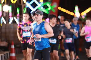 BIB: 7411, 40534
                            <button type="button" onclick="openModal(20050022)" class="btn btn-primary btn-sm float-right btn-popup" data-toggle="modal" data-target=".modal-high-quality">
                        <i class="fas fa-shopping-cart"></i> Add to Cart
                    </button>
                                            <button type="button" onclick="isThisMe(20050022, true)" class="btn btn-success btn-sm float-right btn-popup btn-isme hidden" data-toggle="tooltip" data-placement="bottom" title="นี่คือรูปของคุณใช่ไหม คลิกที่นี่เพื่อเอาเข้าอัลบั้ม">
                        <i class="fas fa-plus"></i> Add to album
                    </button>
                    <button type="button" onclick="isThisMe(20050022, false)" class="btn btn-warning btn-sm float-right btn-popup btn-isnotme hidden">
                        <i class="fas fa-ban"></i> Remove from album
                    </button>